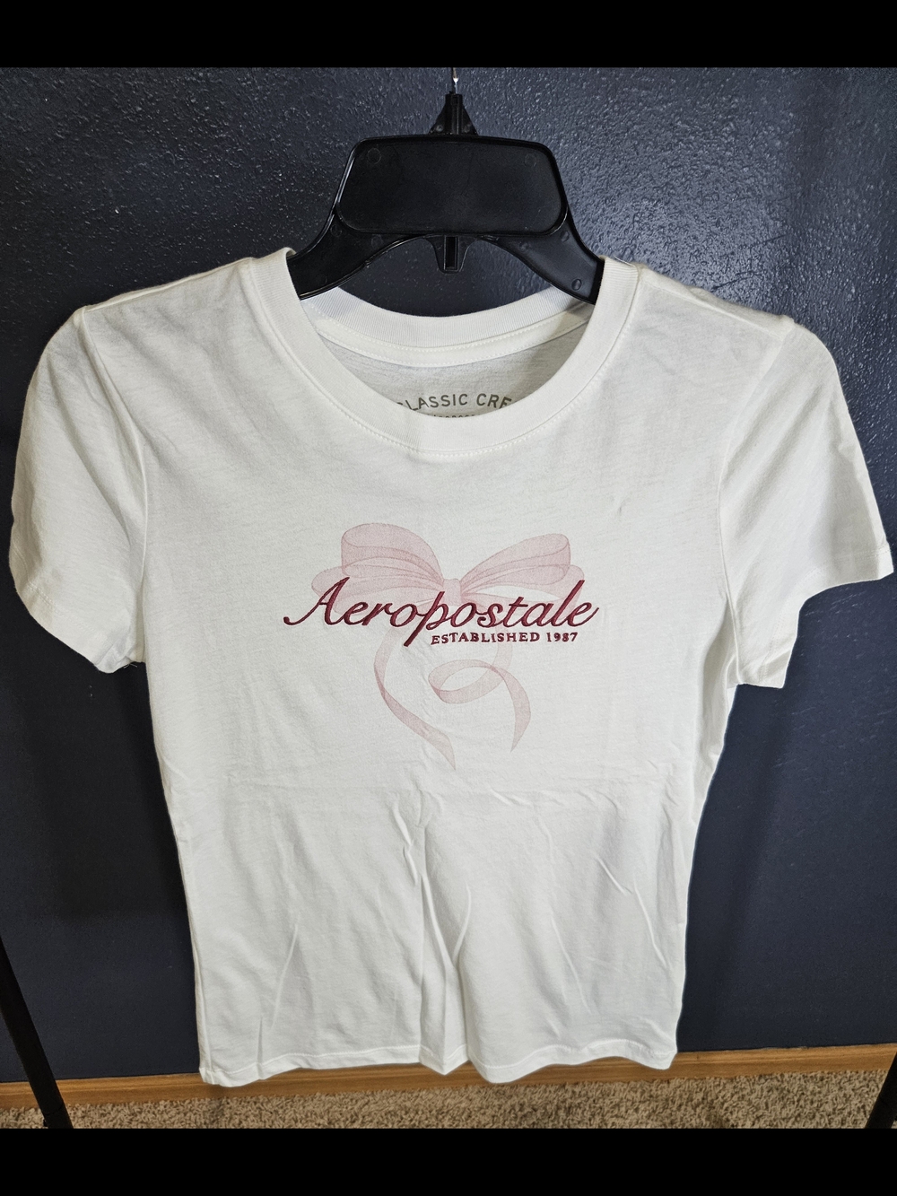 Never Been Worn Aeropostale White Short-Sleeve Tee with Pink Logo Bow